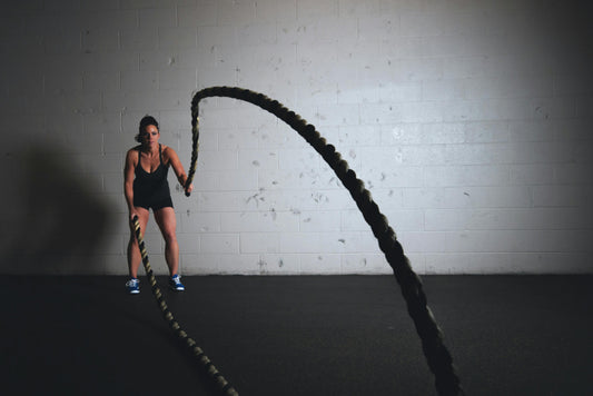 🏃‍♀️ Cardio vs. Weights: What’s Better for Your Goals?